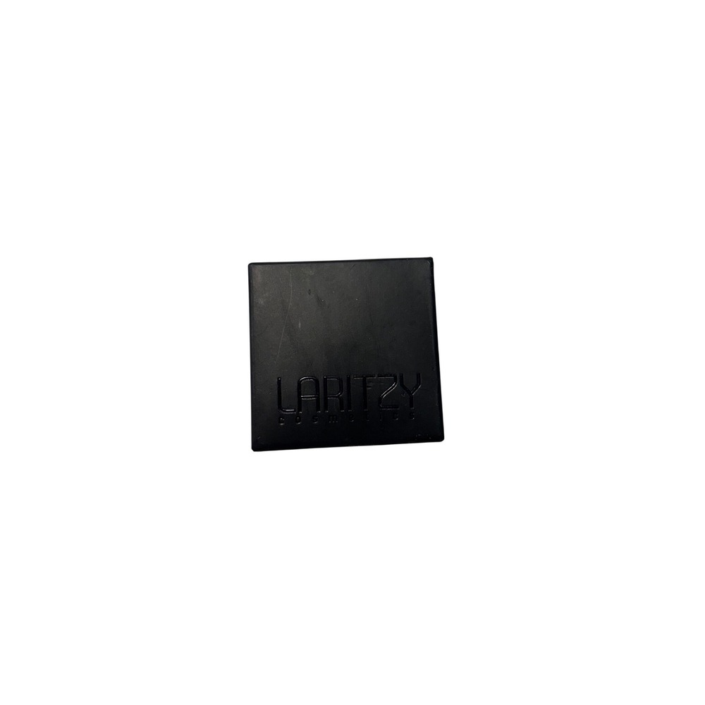 Laritzy Cosmetics Cream Highlighter Virtue Glow Dewy Finish Cruelty Free Vegan M